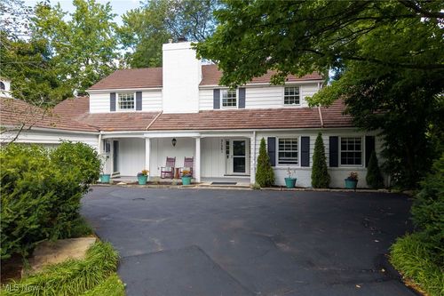 21261 Almar Dr, Shaker Heights, OH, 44122-3820 | Card Image