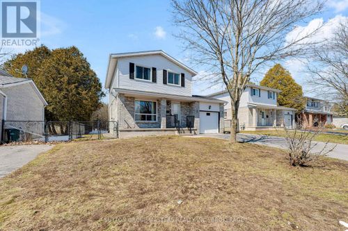 734 Cedarwood Drive, Kingston (City Northwest), ON, K7P2J1 | Card Image