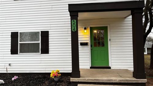 504 W Adams St, Purcell, OK, 73080-3221 | Card Image