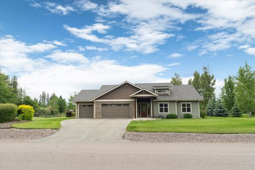 424 Soaring Pines Trl, Kalispell, MT, 59901-8519 | Card Image