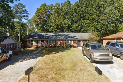 847 Saint Charles Ct, lawrenceville, GA, 30046-5618 | Card Image
