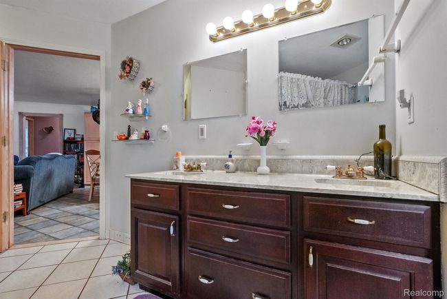 239 Ausable River Trl, House other with 2 bedrooms, 2 bathrooms and null parking in Roscommon MI | Image 30