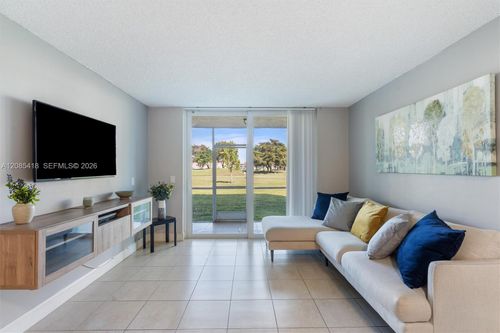 107-9761 Sunrise Lakes Blvd, Sunrise, FL, 33322-6233 | Card Image