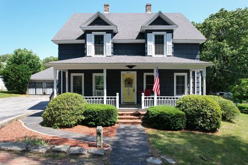 7 Wall St, Uxbridge, MA, 01569-3232 | Card Image