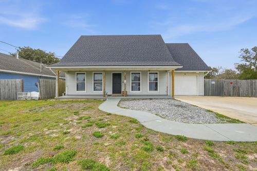 231 Michael Ave, Mary Esther, FL, 32569-1325 | Card Image
