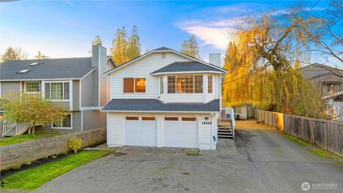 14343 20th Ave Ne, Seattle, WA, 98125-3309 | Card Image