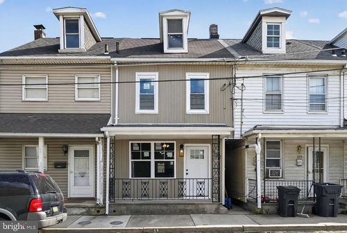 1122 Buttonwood St, LEBANON, PA, 17046-4928 | Card Image