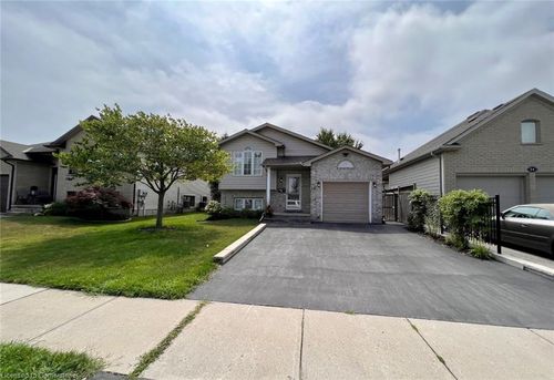 lower-18 Sunrise Cres, London, ON, N5V4W2 | Card Image