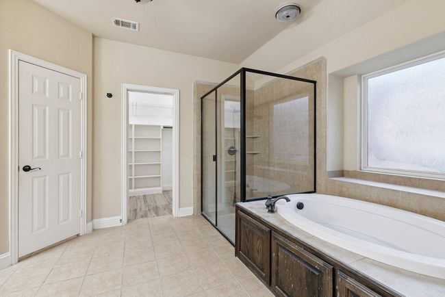 5105 Agave Way, House other with 3 bedrooms, 3 bathrooms and null parking in Fort Worth TX | Image 12
