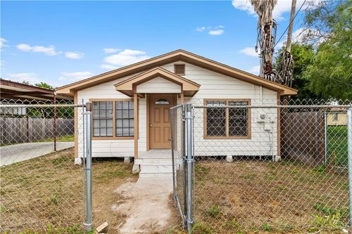 305 E Santa Rosa Ave, Edcouch, TX, 78538 | Card Image