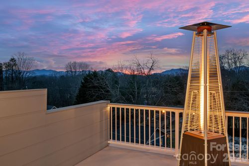 9 Gudger St, Asheville, NC, 28801 | Card Image