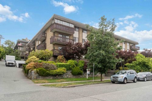 301-120 E 4th St, North Vancouver, BC, V7L1H6 | Card Image
