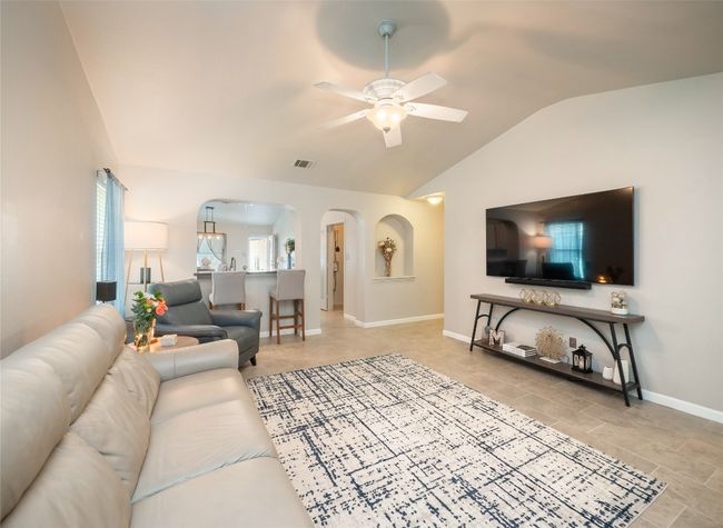 4605 Mather, House other with 4 bedrooms, 2 bathrooms and null parking in Kyle TX | Image 8