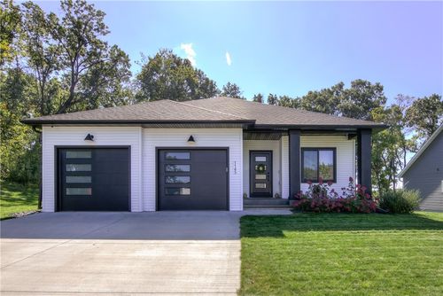 1145 Plum Creek Dr, Eau Claire, WI, 54703-4077 | Card Image