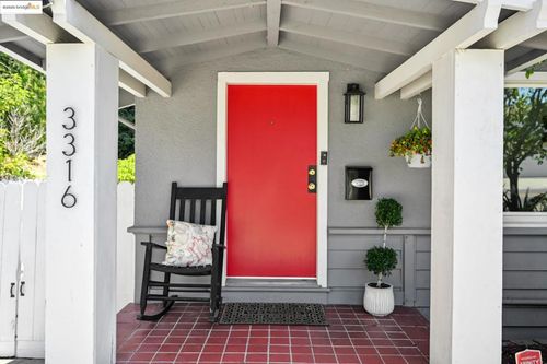 3316 Coolidge Ave, Oakland, CA, 94602-2816 | Card Image