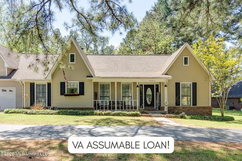 4586 Hillsdale Dr, Olive Branch, MS, 38654-8007 | Card Image