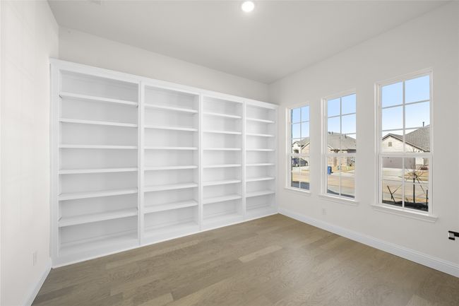 1005 Blue Mist Ct, House other with 4 bedrooms, 3 bathrooms and null parking in Justin TX | Image 17