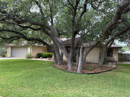 203 Oakwood Dr, Georgetown, TX, 78628-8336 | Card Image