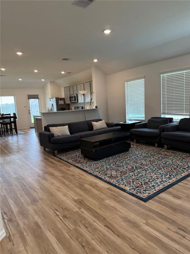 5703 Knox Landing Dr, House other with 4 bedrooms, 2 bathrooms and 2 parking in Rosenberg TX | Image 5