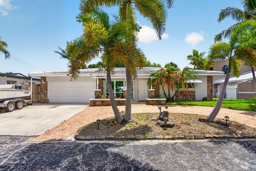 420 Se 14th Ave, Pompano Beach, FL, 33060-7622 | Card Image