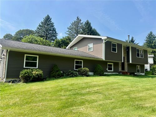 2826 White Birch Ln, Auburn, NY, 13021-5627 | Card Image