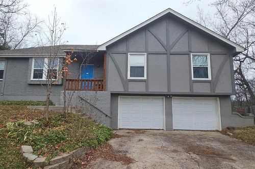 1005 23rd St, Blue Springs, MO, 64015-4755 | Card Image