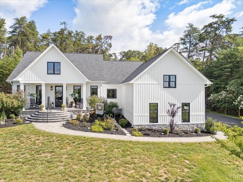 151 Park Way Avenue, Moneta, VA, 24121 | Card Image