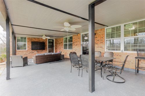 208 Yucca Dr, Weatherford, TX, 76087-7168 | Card Image