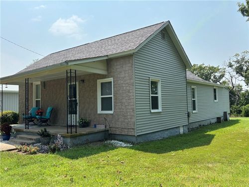 1394 205th St, Fort Scott, KS, 66701-8303 | Card Image