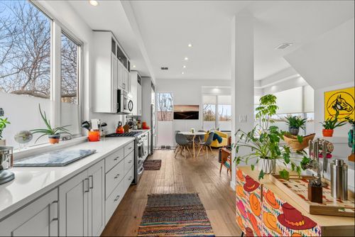 b-1608 Ravey St, Austin, TX, 78704-4925 | Card Image