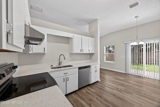 1359 Cove Landing Dr, House other with 3 bedrooms, 2 bathrooms and null parking in Jacksonville FL | Image 13