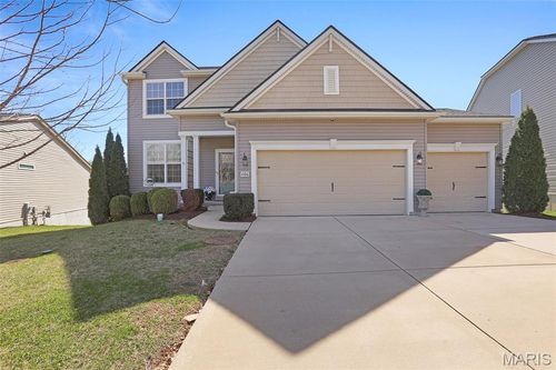 1026 Konert Lake Dr, Fenton, MO, 63026-5812 | Card Image