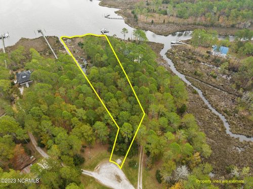 11 Starboard Ct, Aurora, NC, 27806 | Card Image