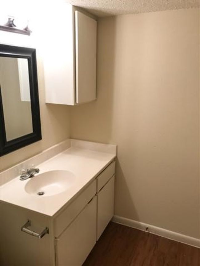 APT-408 - 4709 Harmon Ave, Condo with 1 bedrooms, 1 bathrooms and 1 parking in Austin TX | Image 7