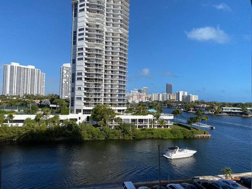 apt-649-20515 E Country Club Dr, Aventura, FL, 33180-3043 | Card Image