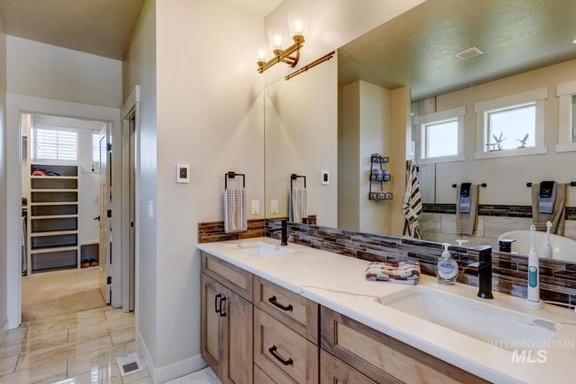 22608 Aura Vista Way, House other with 3 bedrooms, 4 bathrooms and 5 parking in Caldwell ID | Image 20