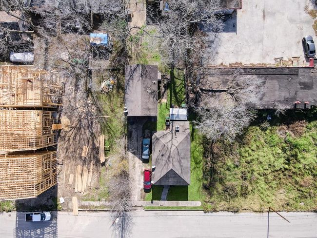 3230 Bremond St, Home with 2 bedrooms, 1 bathrooms and null parking in Houston TX | Image 6