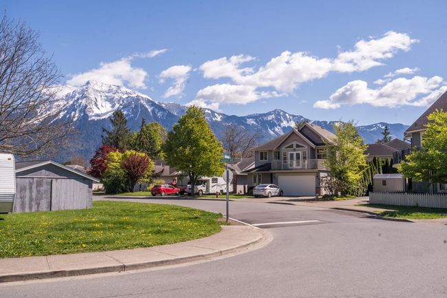 1901 Agassiz Avenue, House other with 3 bedrooms, 1 bathrooms and 6 parking in Agassiz BC | Image 4