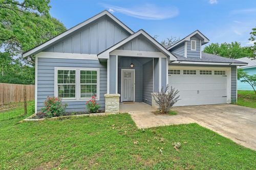 615 W Brock St, Denison, TX, 75020-6901 | Card Image