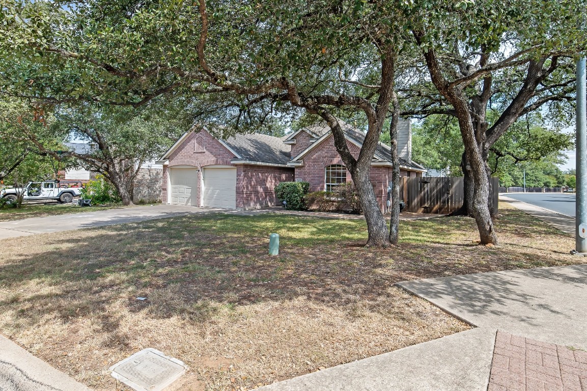 Mesa Verde Cir, Austin, TX 78749