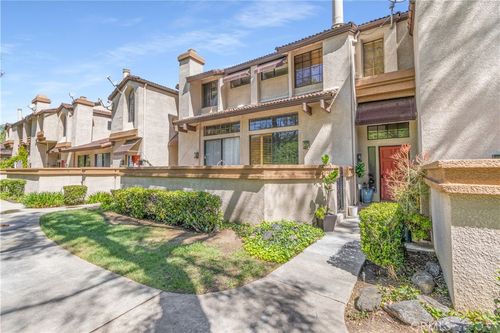 11 Wildflower Pl, Pomona, CA, 91766-6601 | Card Image