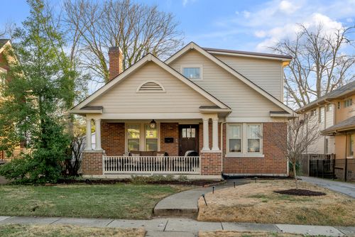 828 Melrose Ave, Lexington, KY, 40502-2216 | Card Image