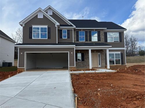 58-1586 Dappledown St, Kernersville, NC, 27284-6784 | Card Image