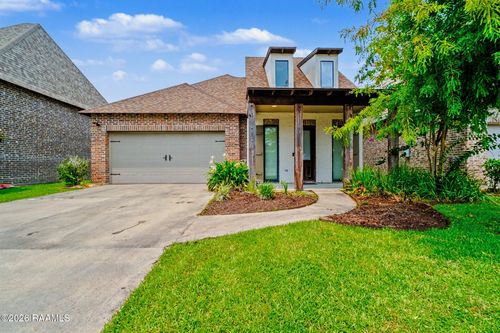 223 Santander Dr, Youngsville, LA, 70592-2001 | Card Image