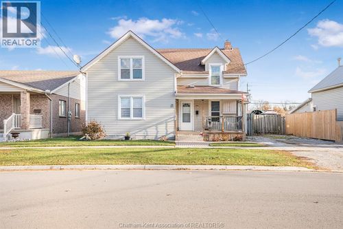 41-43 Woods St, Chatham, ON, N7L3P9 | Card Image