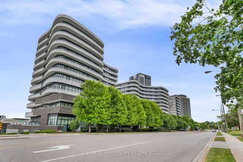 523-99 The Donway W, Toronto, ON, M3C0N8 | Card Image