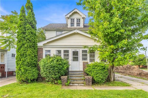 19330 Monterey Ave, Euclid, OH, 44119-1503 | Card Image
