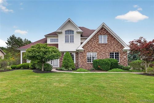 123 Ashwood Ln, Orchard Park, NY, 14127-4848 | Card Image