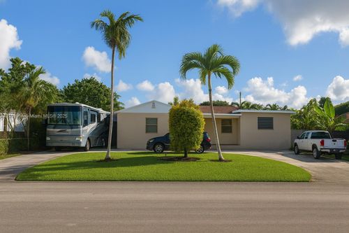 6240 Sw 20th Ter, Miami, FL, 33155-2055 | Card Image