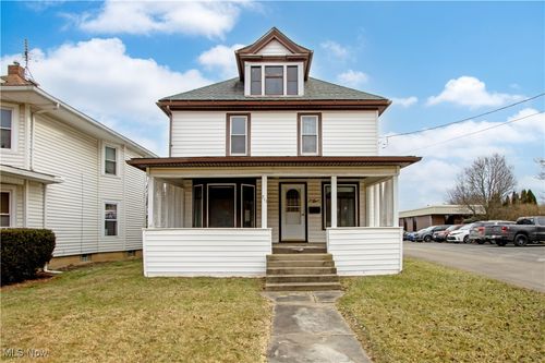 711 Grant St, Ashland, OH, 44805-3112 | Card Image